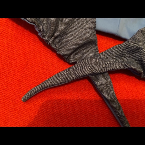 dbrie bikini top, great condition - Picture 7 of 8